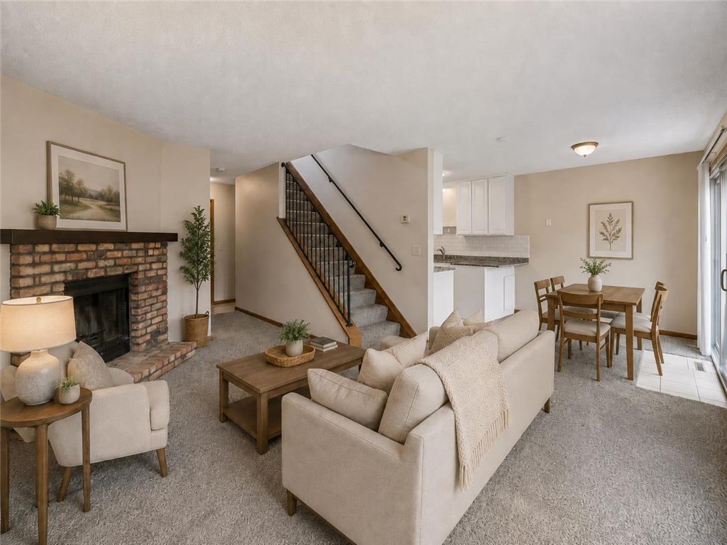8605 Maplebrook Parkway N Brooklyn Park, MN 55445-4302